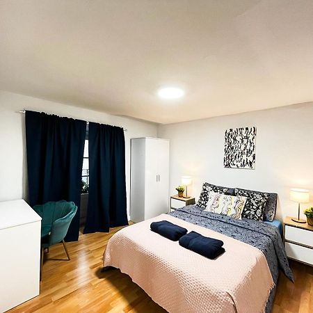 Madrid Rooms - Callao Ch Exterior photo